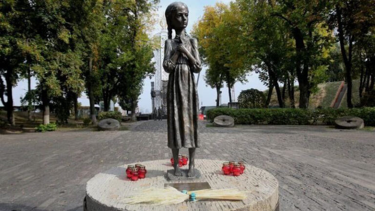27 листопада – День пам’яті жертв Голодомору 1932-1933 р.р.